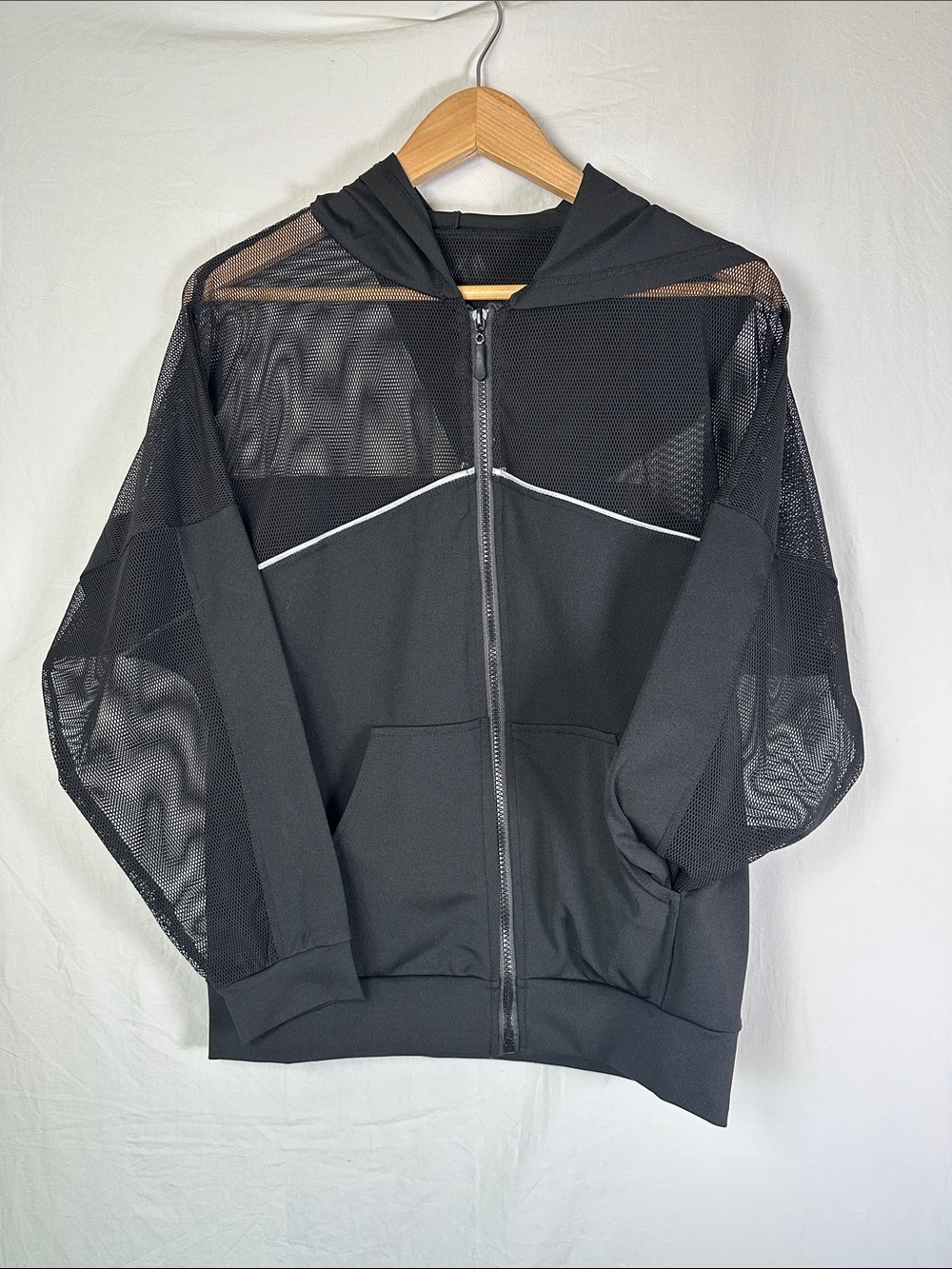 Black Mesh-Panel Hooded Jacket - Unbranded
